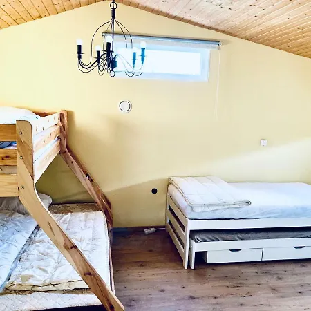 Feriehus Ferienpark Vislust Ferienhaus Balu Mit Eigenem Steiger Zum Angeln Ijsselmeer Niederlande *