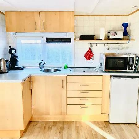 Ferienpark Vislust Ferienhaus Balu Mit Eigenem Steiger Zum Angeln Ijsselmeer Niederlande Feriehus